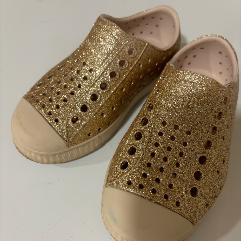 Toddler size 8 gold/cream sparkly Natives